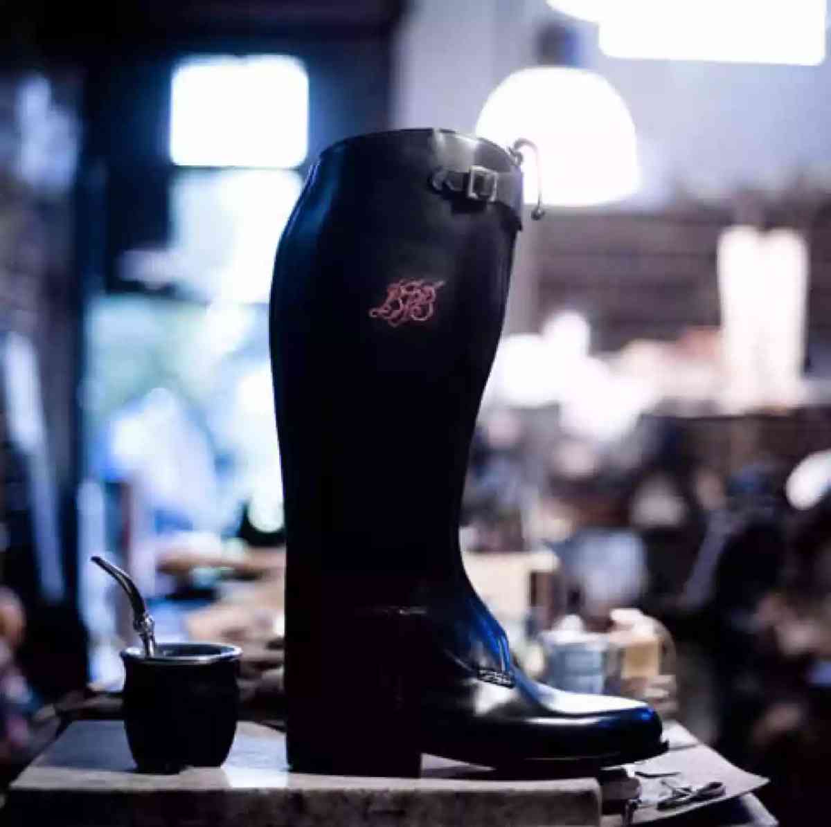 Ilustración para el artículo Botas para el Sultán de Brunei