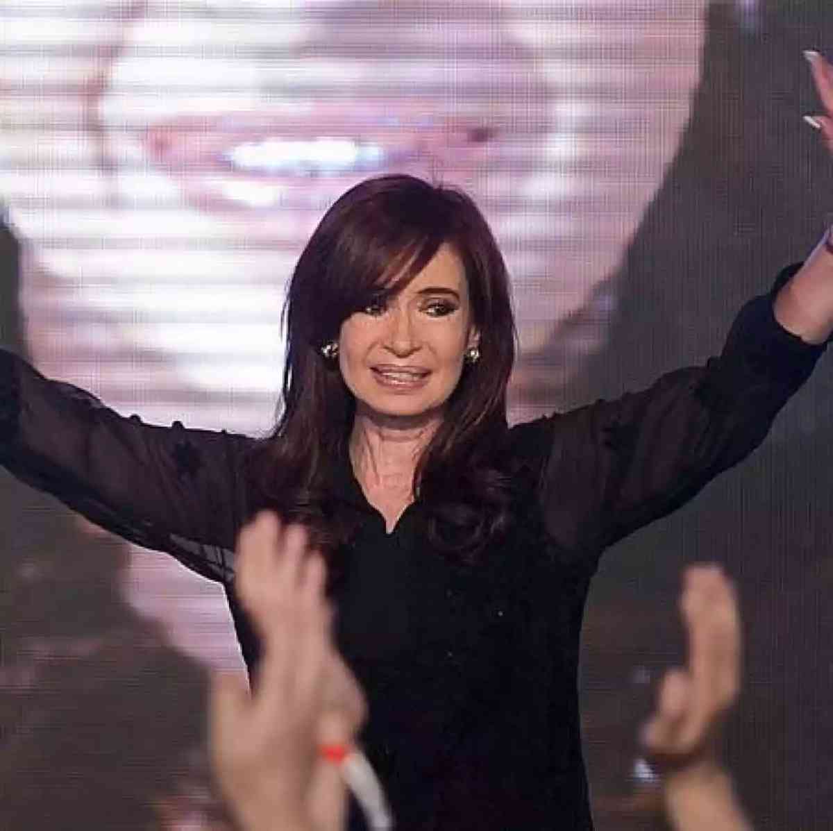 Ilustración para el artículo Cristina es el medio, el mensaje y el todo