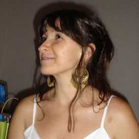 Adriana Laura Carchio